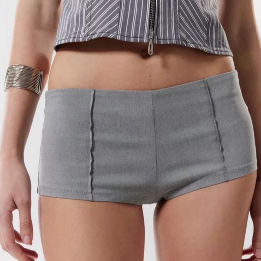 Silence + Noise Urban Outfitters Sabrina Micro Short Grey NWT Size M